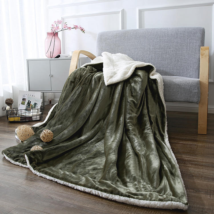 Coral Fleece Blanket Army Green&White For King Size