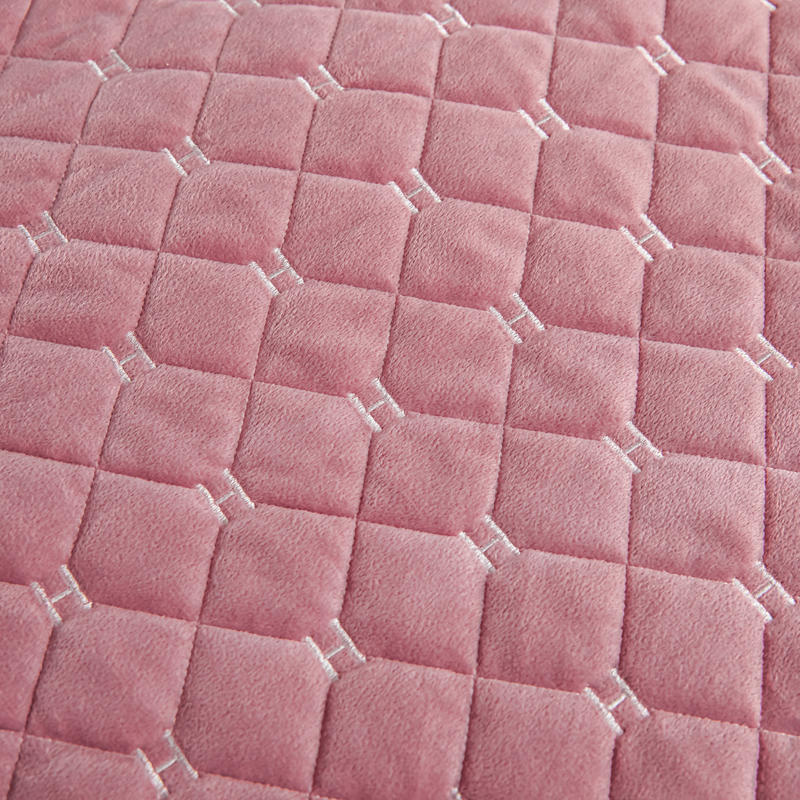 Single Bed Pink Bedspread