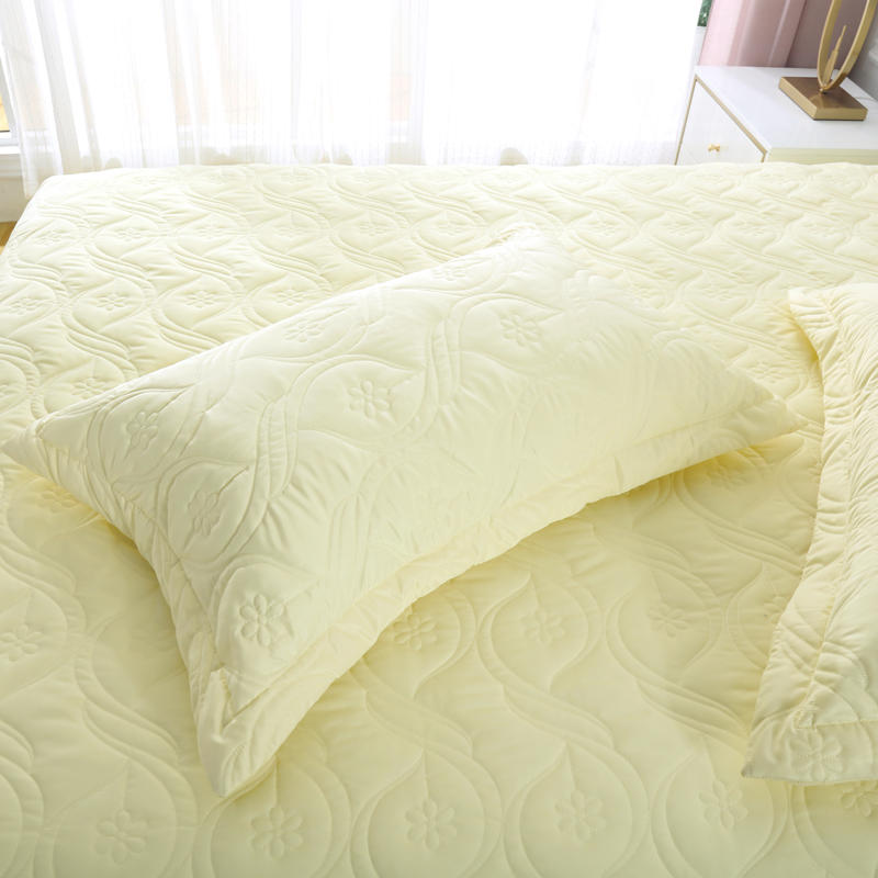 Luxe Bedspread Single Size