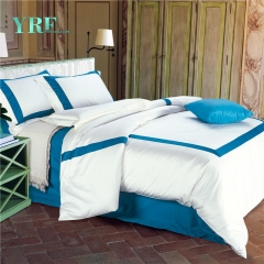 ropa de cama de hotel azul blanco verdadera hoja