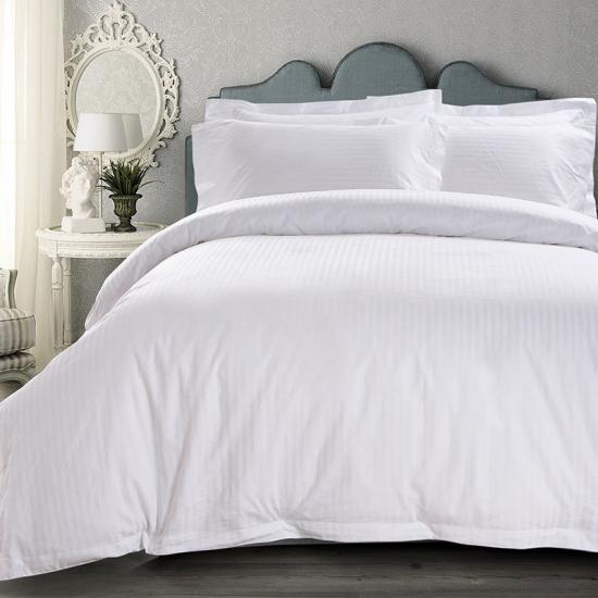 Ropa de cama blanca duradera de la habitación del hotel de la raya del algodón del apartamento cómodo