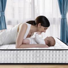 Colchón doble de la habitación modelo