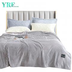 Manta de felpa suave de forro polar rojo oscuro y blanco