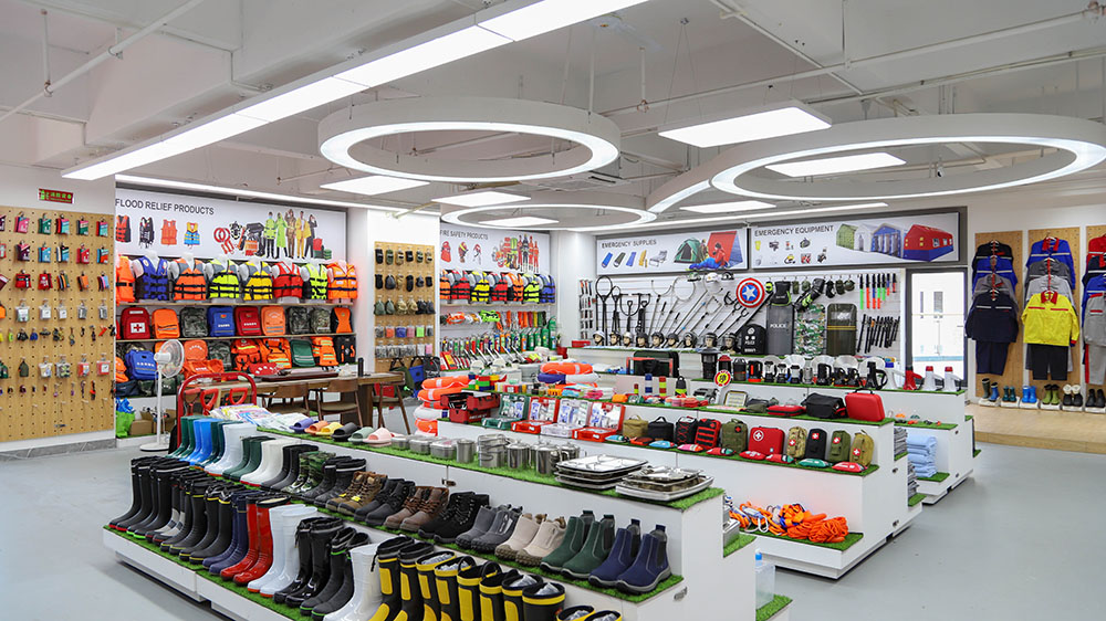 Chinese Factory B2B Wholesale Disaster Relief Waterproof Bucket (Cuba Market): Food-Grade Material 0 Leakage + 5-Year Lifespan, ISO Certified for Rainstorm Rescue Scenarios