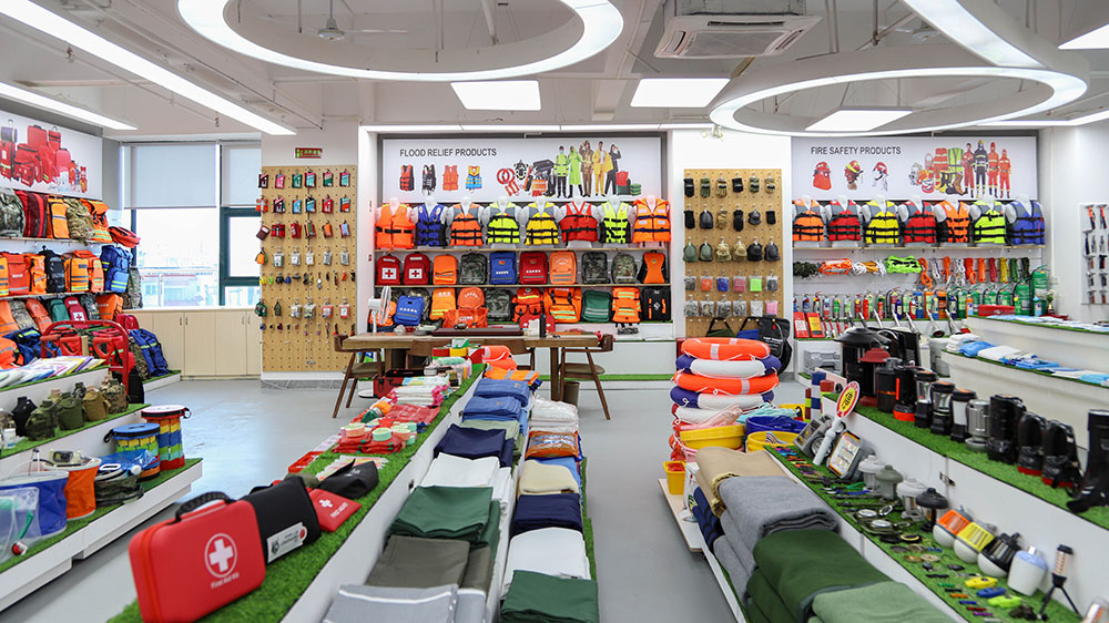 Chinese Factory B2B Wholesale Flood Material Delivery Drone (Italy Market): 30kg Load+15km Coverage+GPS Precision Drop, ISO Certified for Flood Peak Emergency Scenarios