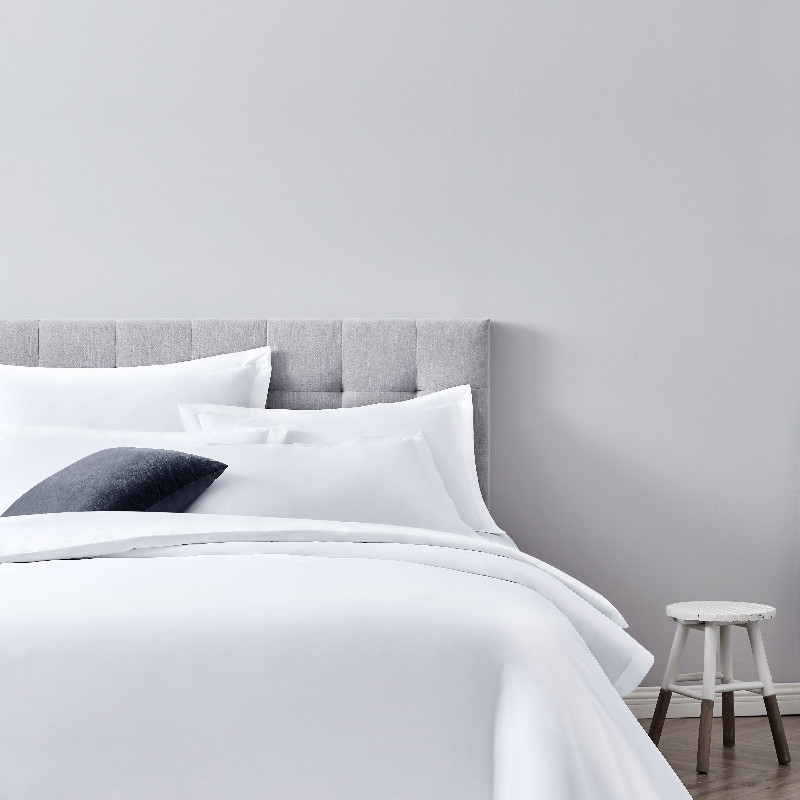 ¿Por qué las sábanas del hotel son solo blancas y no de otros colores?